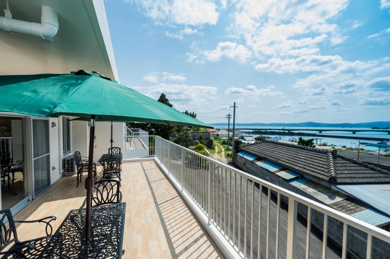 Four Season Resort Kouri Island นาคิจิน ภายนอก รูปภาพ
